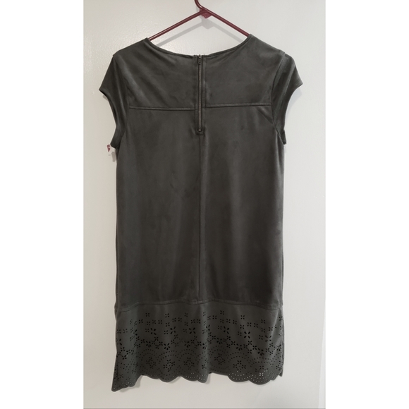 Xhilaration soft faux suede olive green women's shift dress sz small - Picture 2 of 4